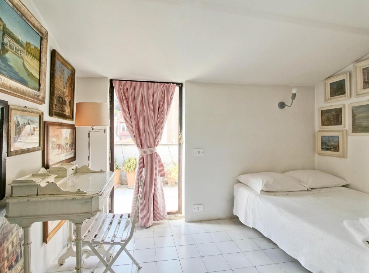 Luxury Art Apartment In Trastevere With Terrace Рим Екстер'єр фото